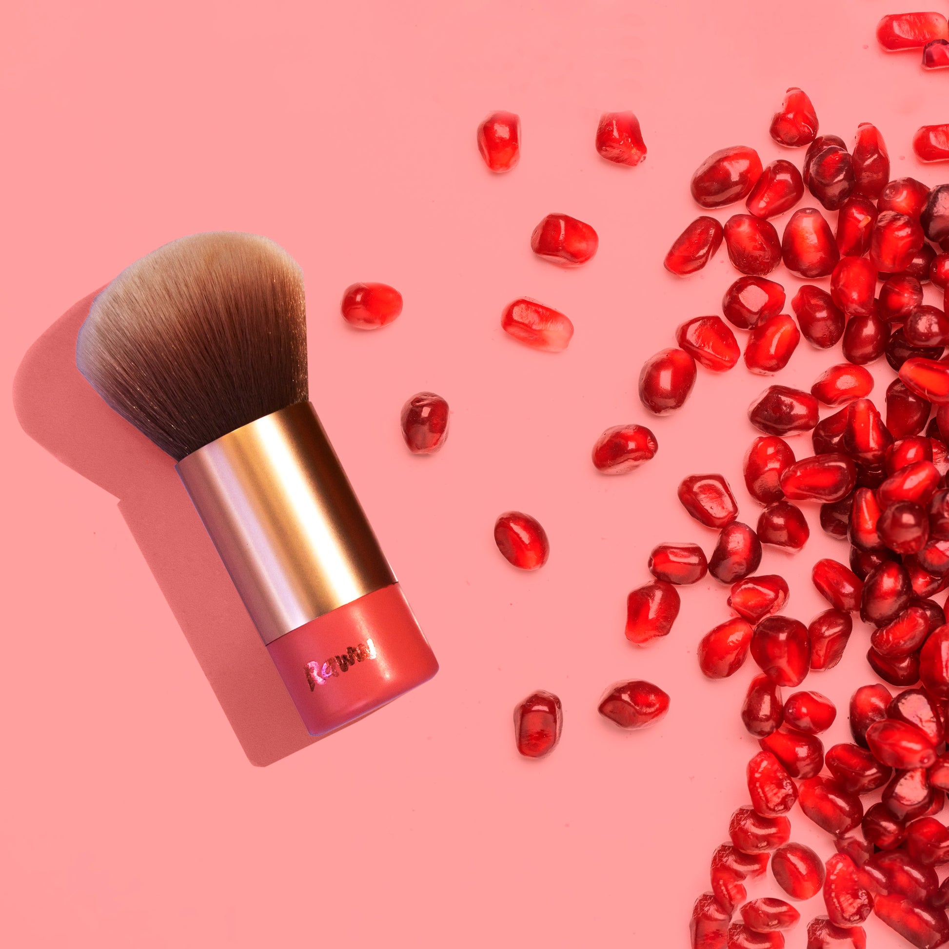 Pomegranate Complexion Kabuki Brush | RAWW | Styled 01