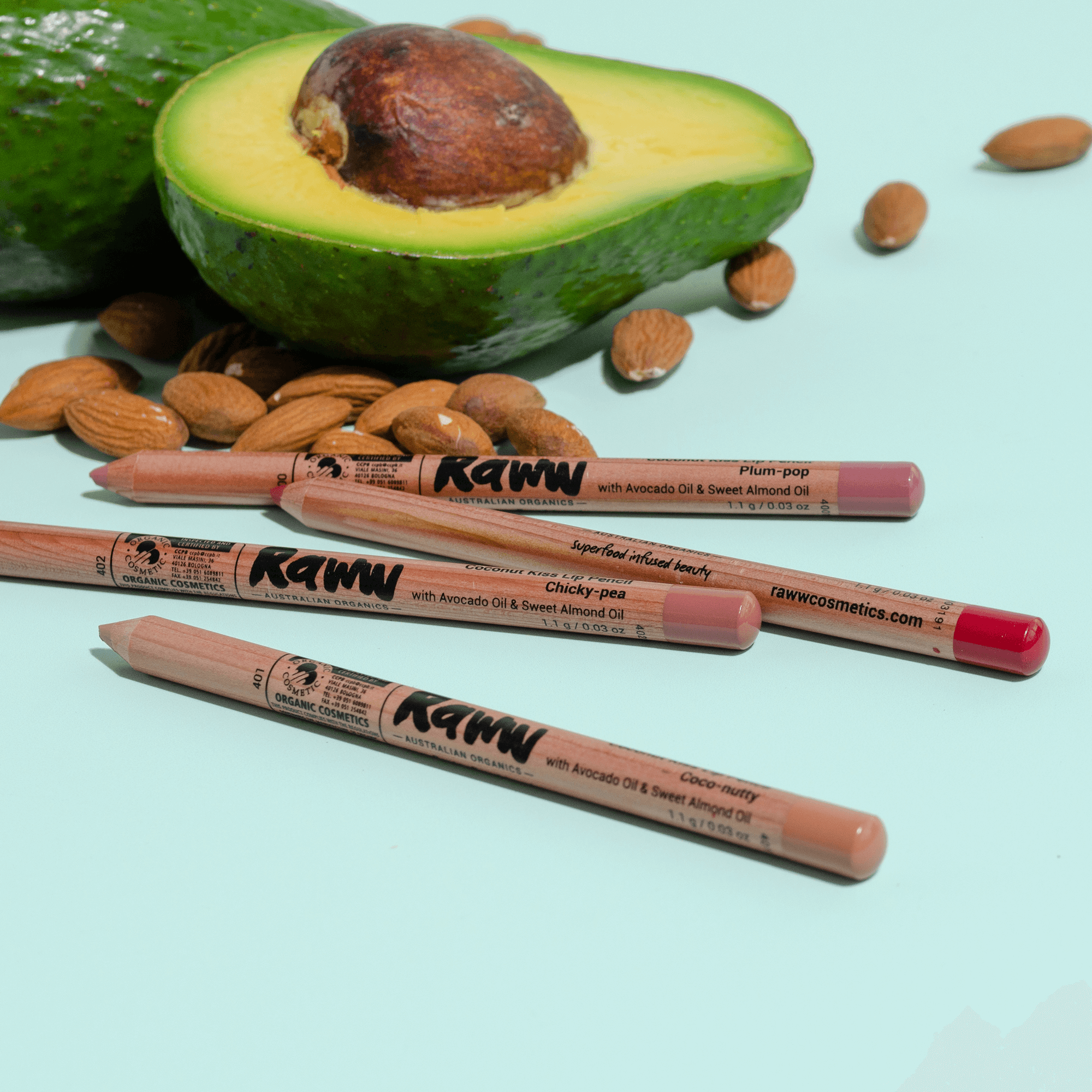 Coconut Kiss Lip Pencil | RAWW Cosmetics | Lifestyle 04