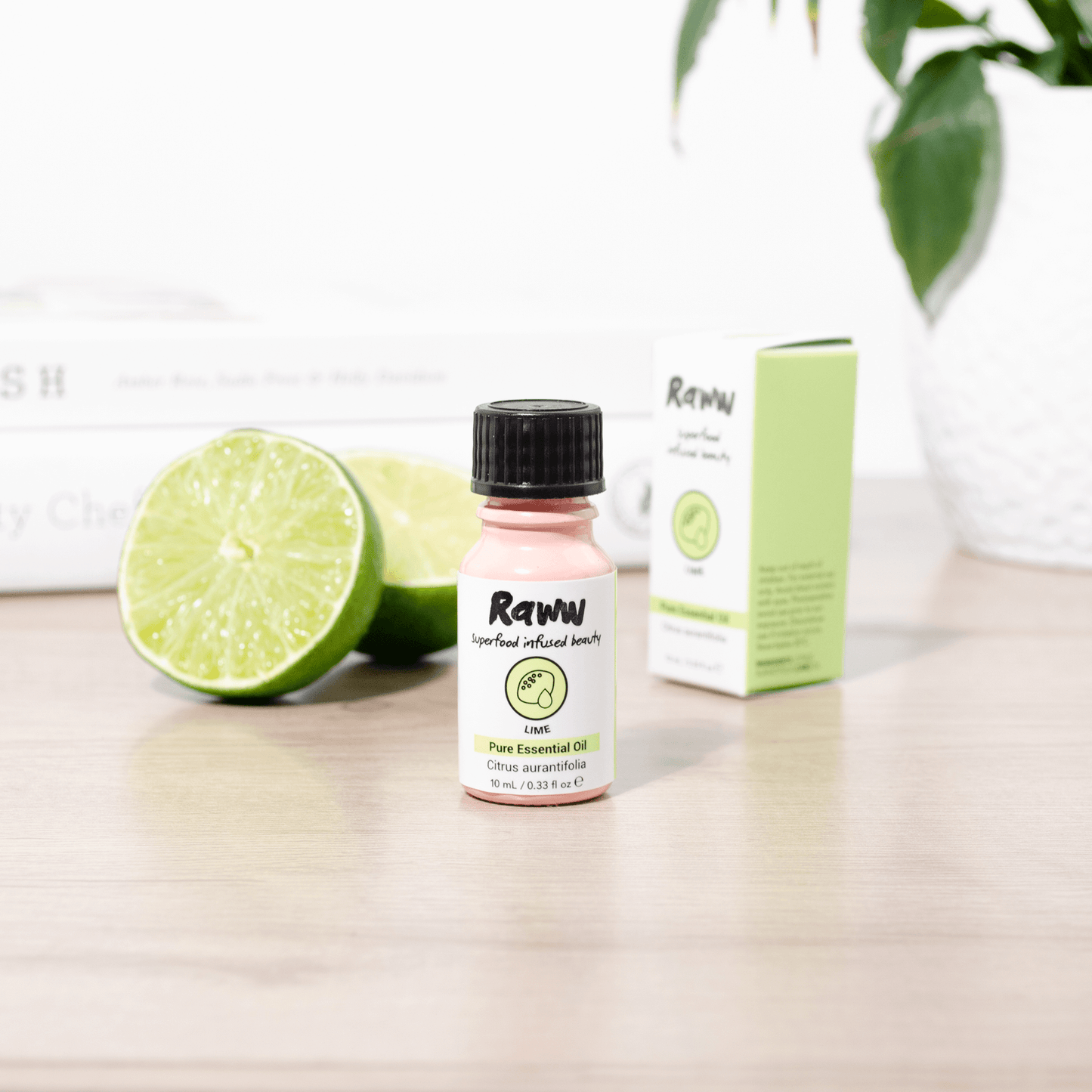 Lime Pure Essential Oil | RAWW Cosmetics | Lifestyle 01