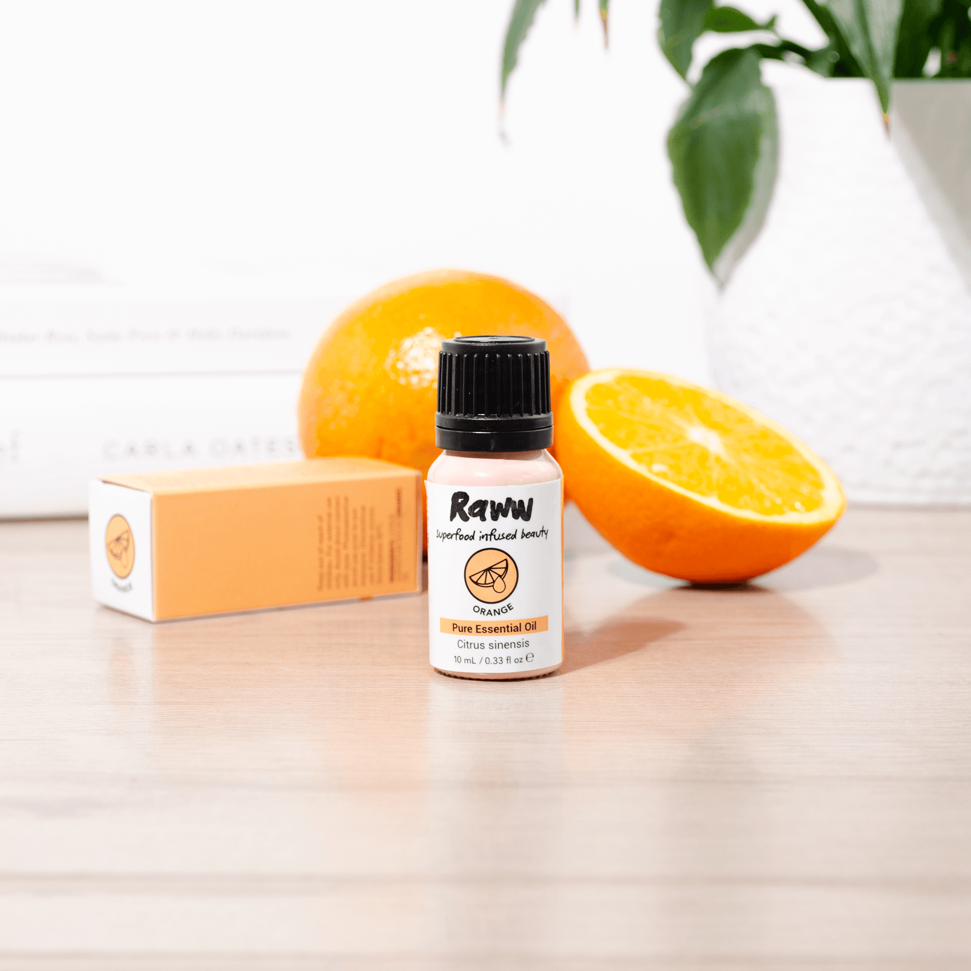 Orange Pure Essential Oil | RAWW Cosmetics | Lifestyle 01