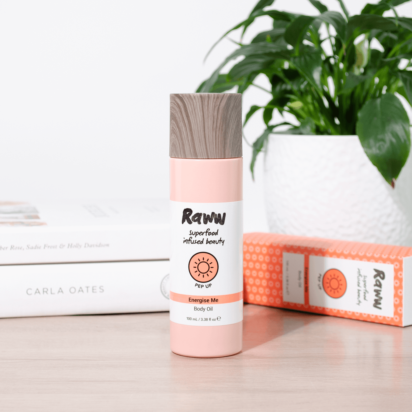 Pep Up Body Oil | RAWW Cosmetics | Lifestyle 01